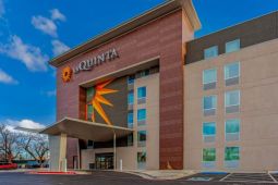 La Quinta Inn & Suites by Wyndham Lubbock