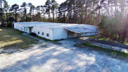 23,560 SF Warehouse / Truck Terminal