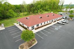 Weaver Park Medical Office For Lease