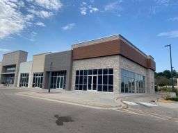 Restaurant Endcap space with Drive-through