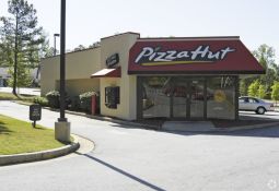 Former Pizza Hut & WingStreet Site