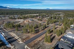 SHEVLIN WEST BEND