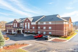 Holiday Inn Express & Suites Southfield