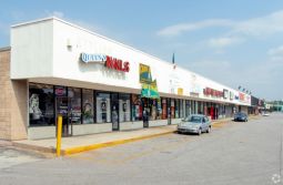 College Square Shopping Center