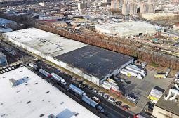 56,000 sf & 46,890 sf Spaces With Parking