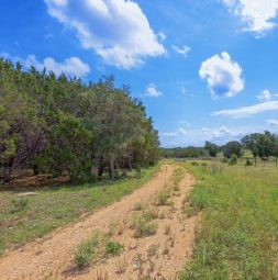 165 acres Land/Ranch in South Killeen