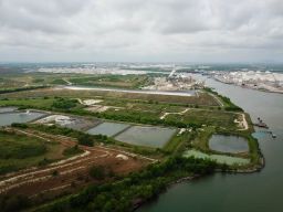 32  Acre Barge Terminal