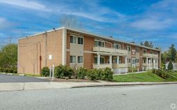 Cedar Hill Apartments