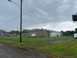 10,104 sqft Building For Sale