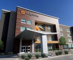 La Quinta Inn & Suites by Wyndham El Paso