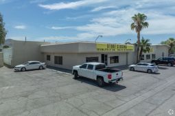 Vacant Retail/Industrial/Office Opportunity