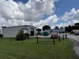 +/- 10,760 SF Office/Warehouse