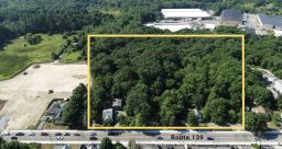 Ideal Self Storage Site on Route 139