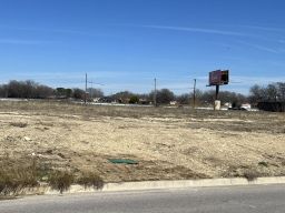 Land on Lowes Blvd