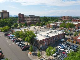 Oak Street Plaza