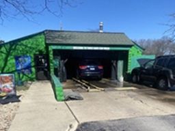 Three Oaks Car Wash