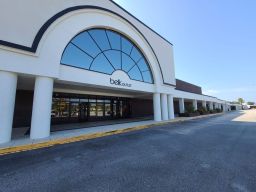 Kings Bay Village Shopping Center