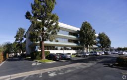 Carriage Square Medical Building