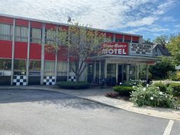 Towne Manor Motel