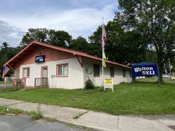 Walton Deli/ Amigo Chicken Building