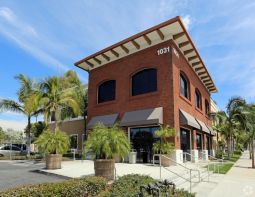 Citrus/Chapman Medical Building