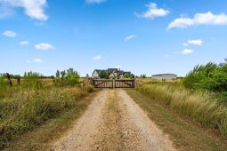 105 Acres In Wilson County, TX