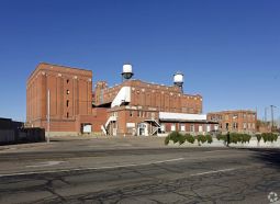 Pueblo Ice House