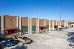 Western Way Commerce Center:Warehouse& Offs