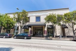 The Colonnade Retail Center and Offices