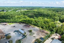 Raw Industrial Land Near Highway