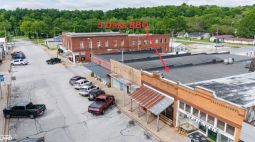 Successful Restaurant In Historic Downtown