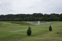 The River Club Golf & Learning Center