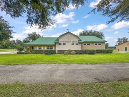 Former Horse Vet Office & Barn 2.48 Acres