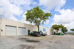 Aventura Warehouses