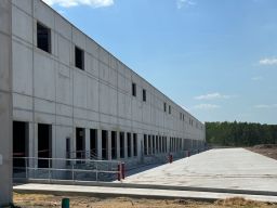 Beachline Logistics Center