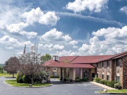 Red Roof Inn & Suites Hermitage