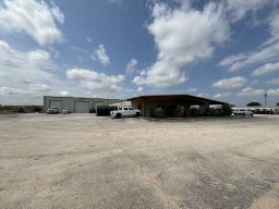 Flex Industrial with Outdoor Storage