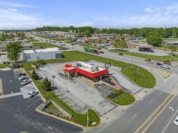 Quick Serve Restaurant w/ Drive-thru