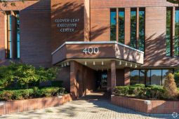 Clover-Leaf Executive Center