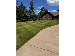 Lawn Service Servicing Brainerd Lakes Area