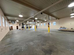 Pristine Warehouse - Move In Tomorrow!