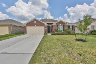 9913 Cassowary Dr, Conroe, TX