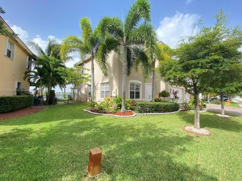 17376 48th St, Hollywood, FL