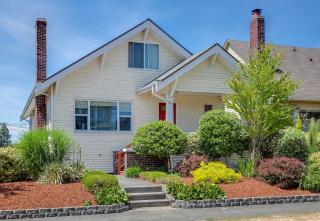 3009 14th Ave, Seattle, WA