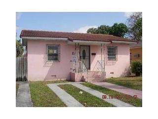 3181 17th St, Miami, FL