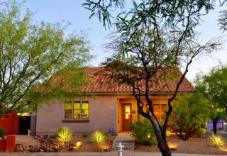 10342 Loveless Gardner Ln, Tucson, AZ