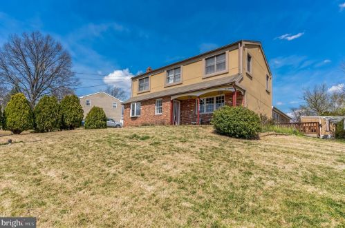 614 Brenda Ln, Norristown, PA