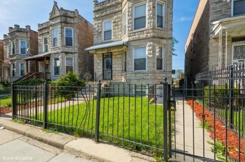 4108 Cullerton St, Chicago, IL