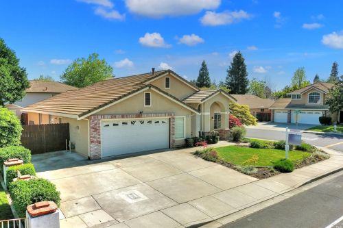 797 Christine Dr, Vacaville, CA