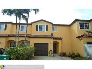 10223 18th Ct, Hollywood FL 33020 exterior